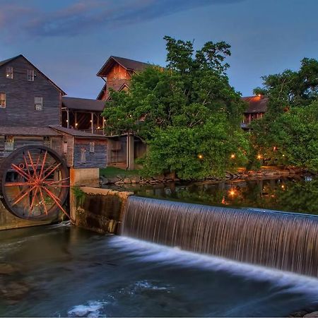 A Moment Inn Time Pigeon Forge Zewnętrze zdjęcie